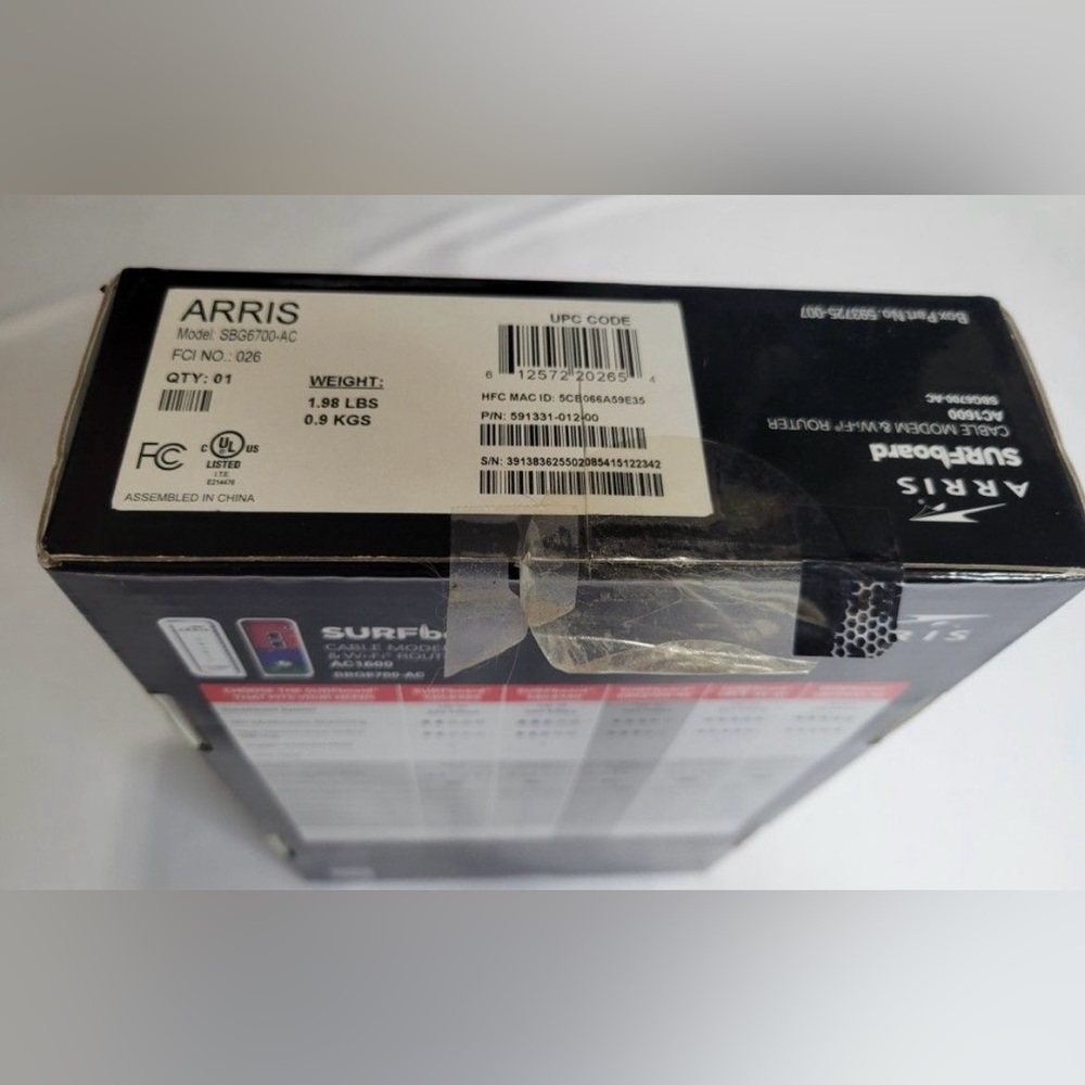 ARRIS SURFboard Cable Modem & Wi-Fi Router - Picture 6 of 10